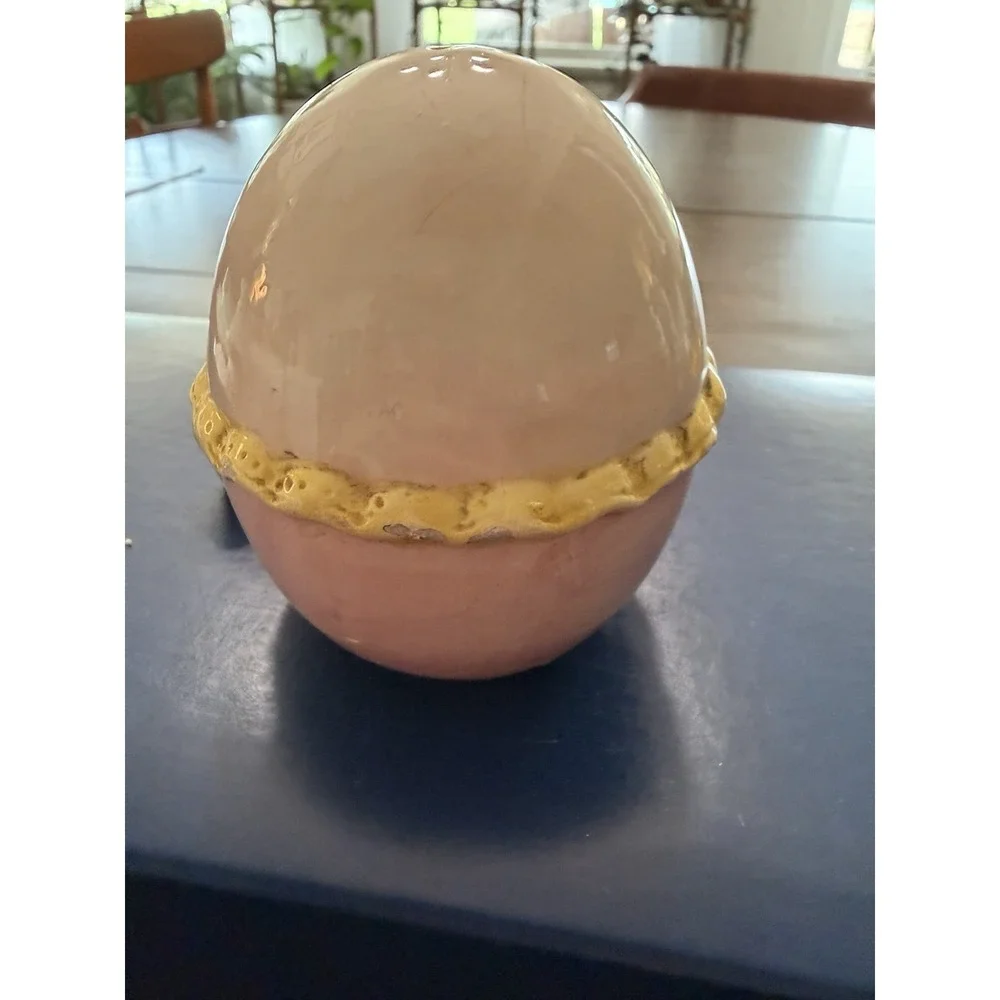 Vintage Humpty Dumpty Ceramic Salt Shaker Pink Yellow Nursery Rhyme Figurine